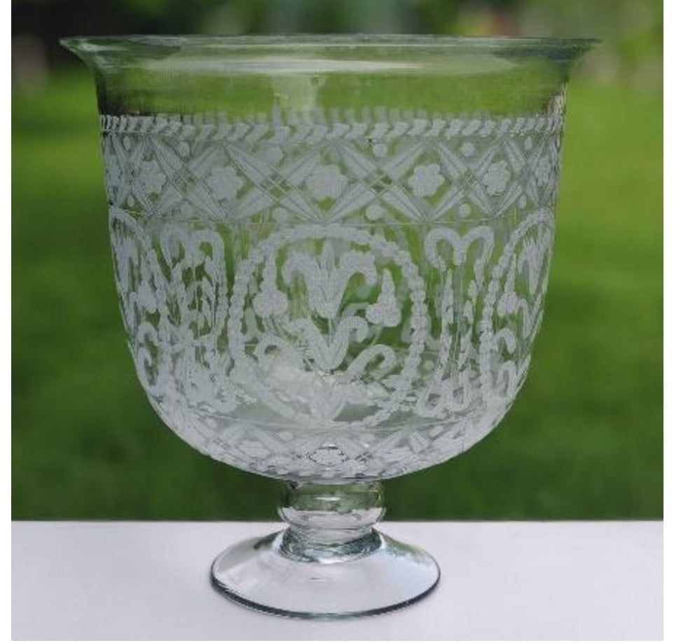 Fleur De Lis Vase