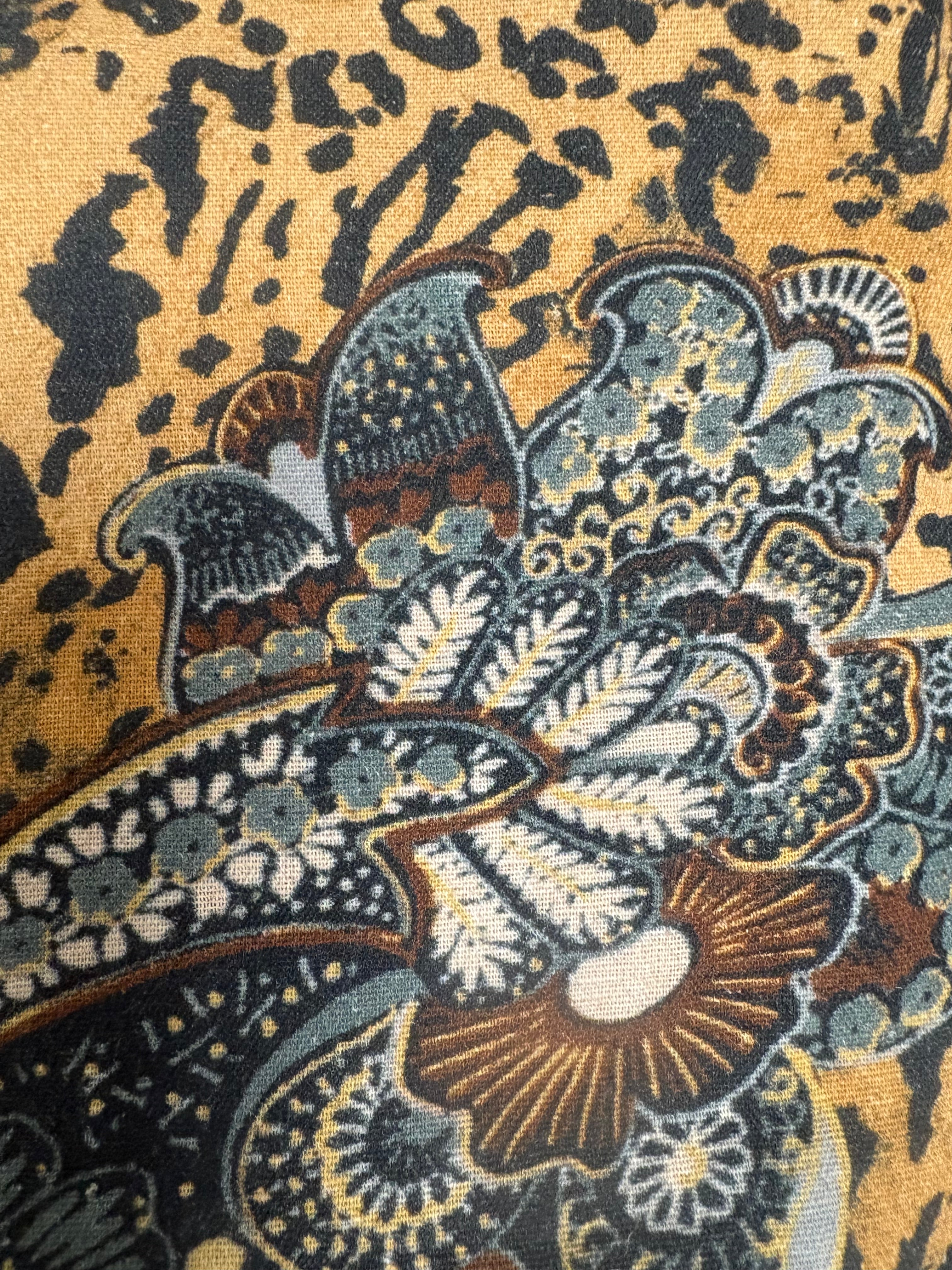 Leopard Blue Floral Shade Cover