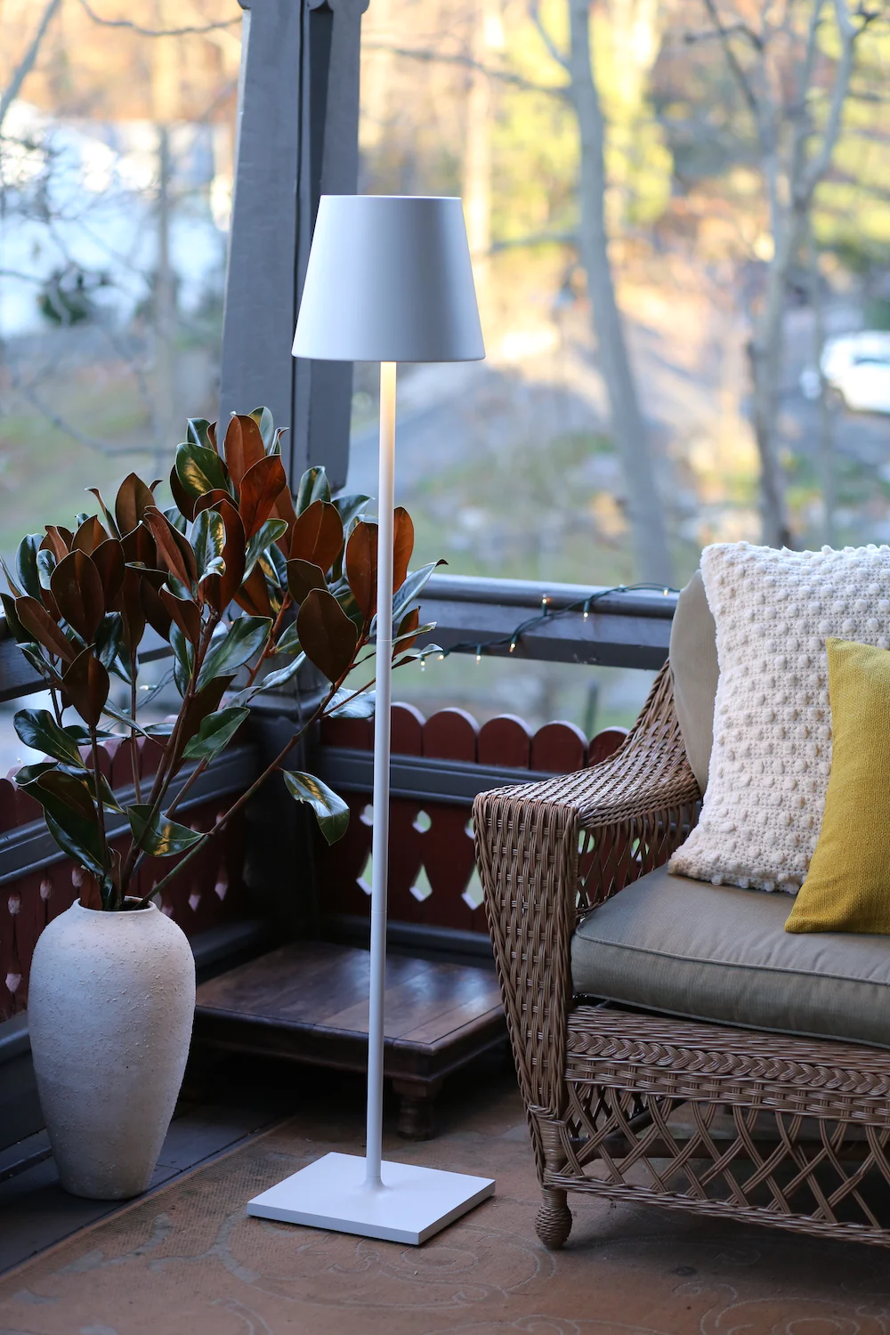 Poldina XXL Lamp in White