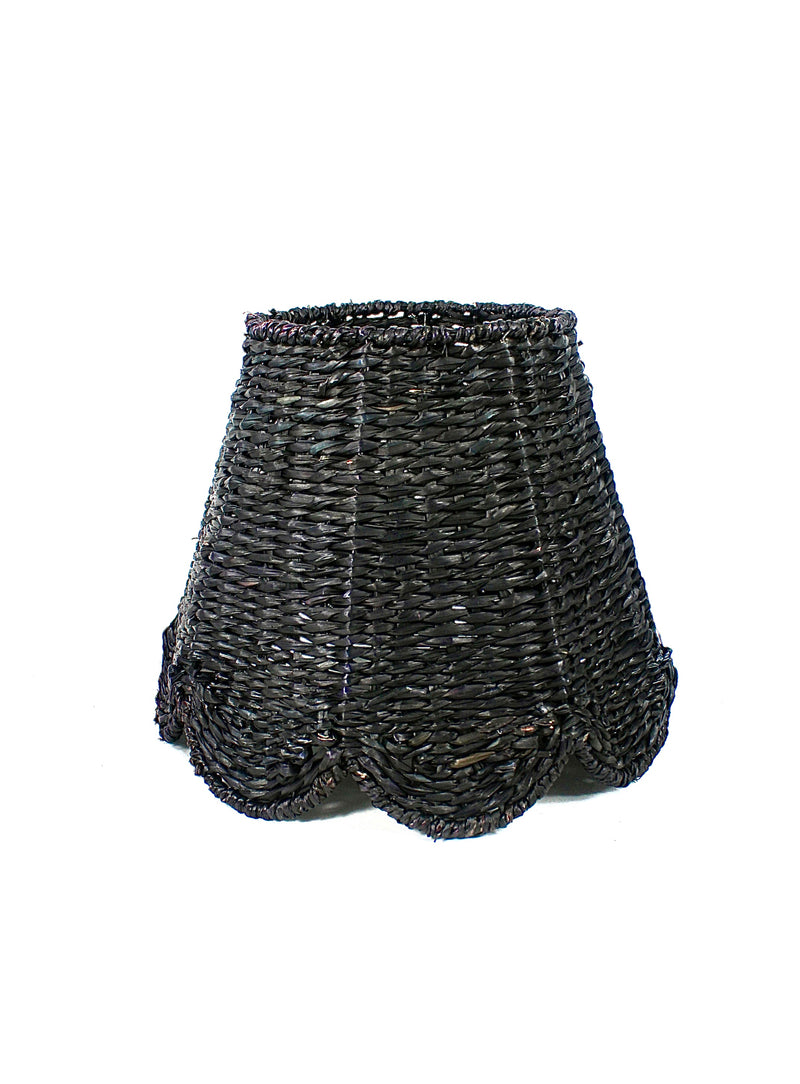 Small Seagrass Shade Cover (Scalloped in Black)