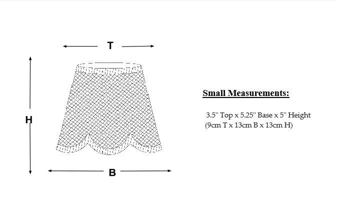 Twisted Paper Lampshade (Scalloped in White)