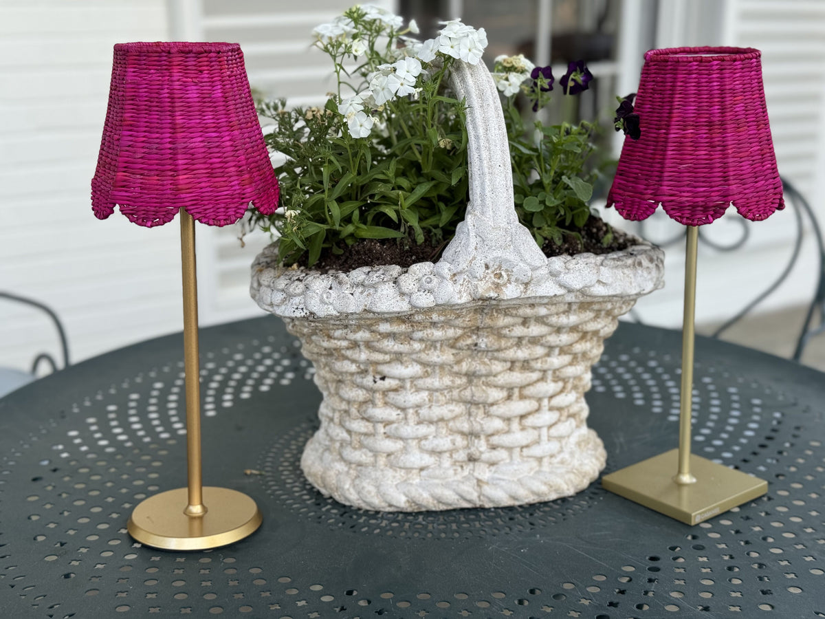 Small Seagrass Shade Cover (Scalloped in Fuchsia)