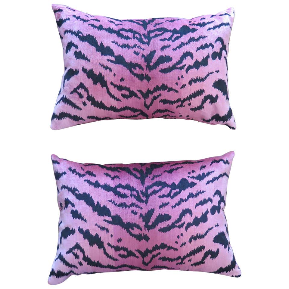 Scalamandr Le Tigre Silk Pink Velvet Pillows