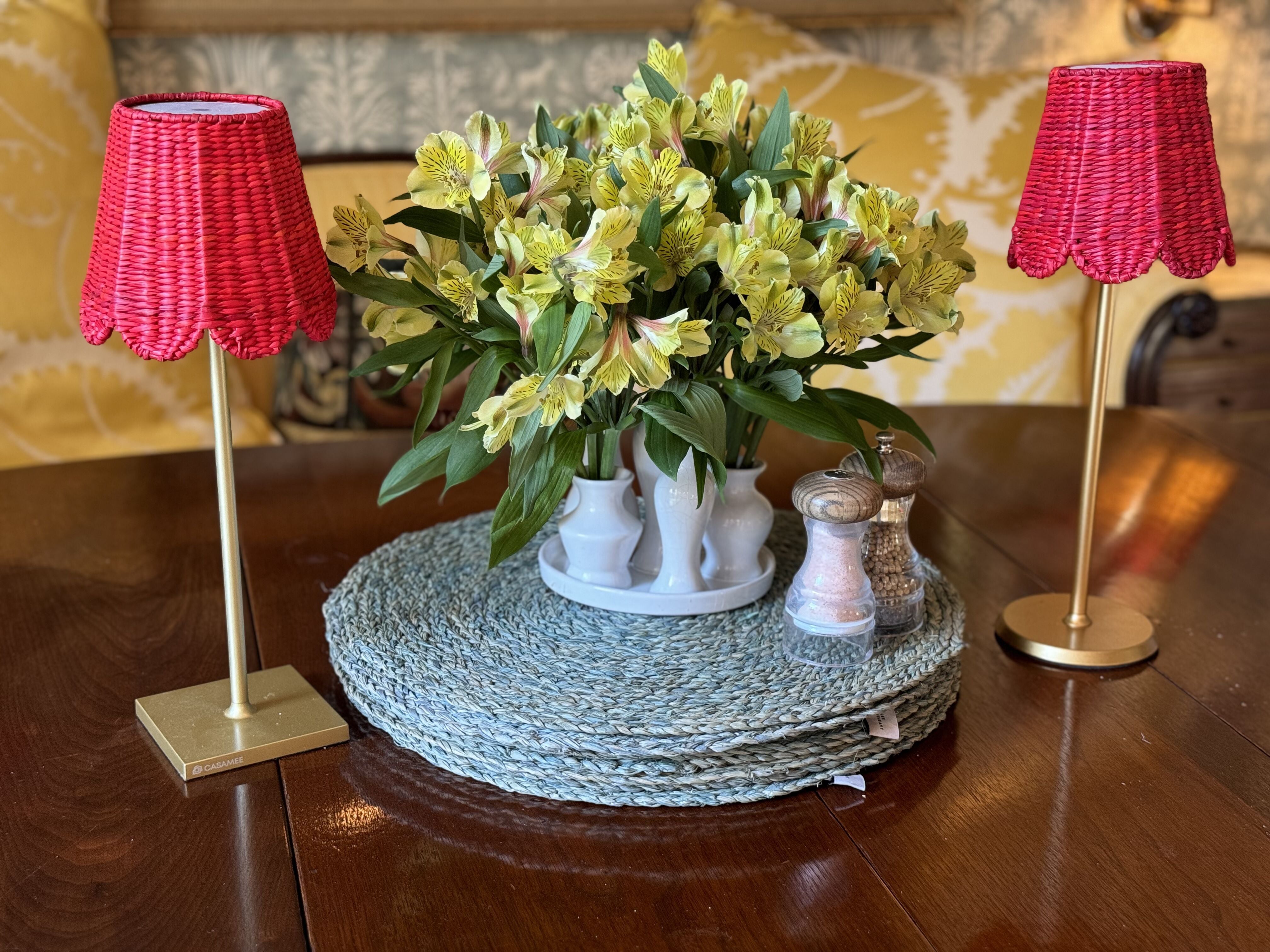 Small Seagrass Shade Cover (Scalloped in Red)