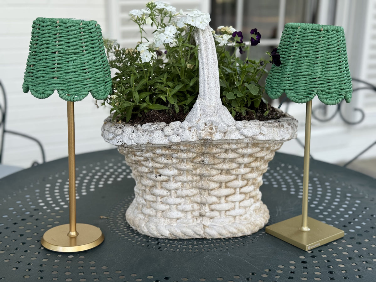 Twisted Paper Lampshade (Scalloped in green)