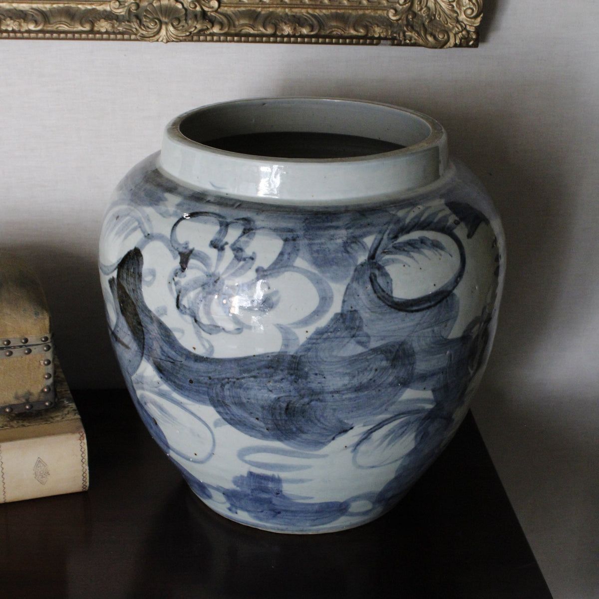 Blue and White Porcelain Twisted Flower Wide Open Top Jar