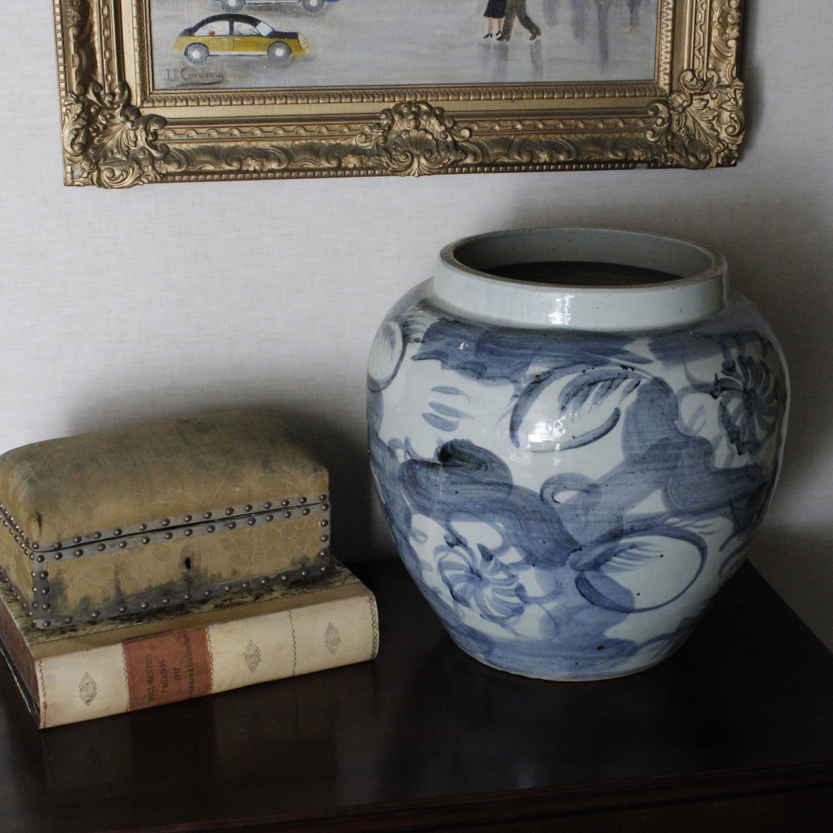 Blue and White Porcelain Twisted Flower Wide Open Top Jar