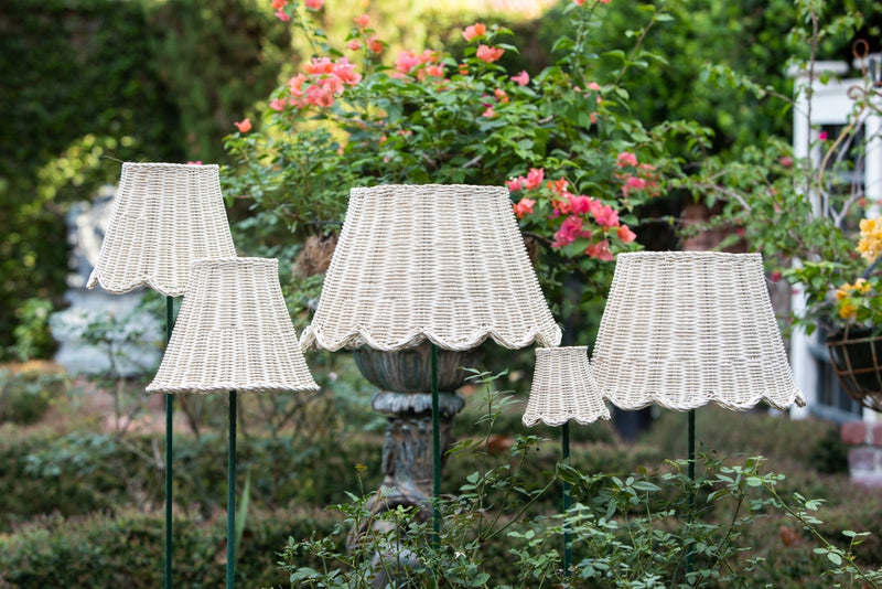 Twisted Rope Lampshade (Scalloped in White)