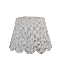 Scalloped Lampshade in White Twisted Rope